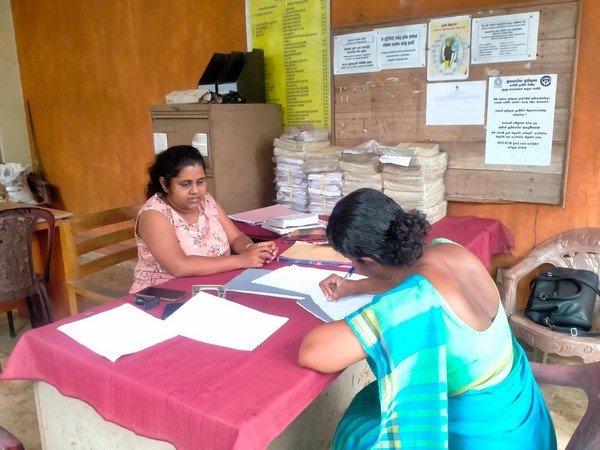 An awareness of government officials and clients in the division of Homagama North and Homagama West (2023-01-17)